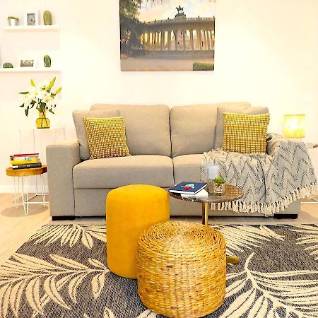 Apartamento Nuevo Y Reformado Al Lado De La Gran Via Madrilena Luaran gambar