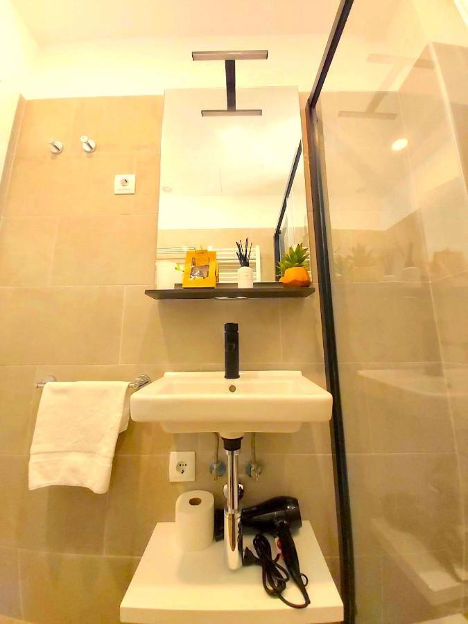 Apartamento Nuevo Y Reformado Al Lado De La Gran Via Madrilena Luaran gambar